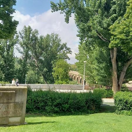 Increible Apartamento Frente Al Puente Romano Apartment ซาลามังกา ภายนอก รูปภาพ