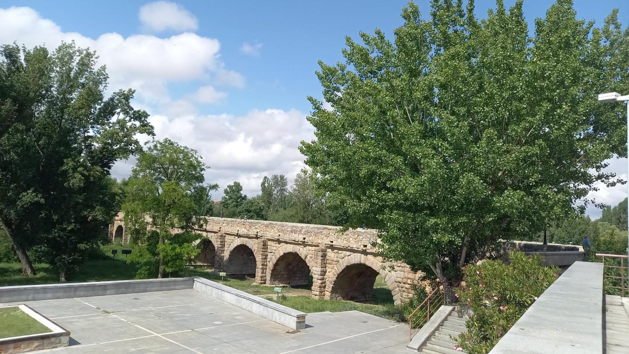 Increible Apartamento Frente Al Puente Romano Apartment ซาลามังกา ภายนอก รูปภาพ